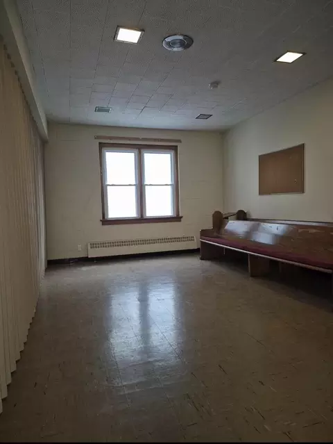 Other - 190 E Grove St, Sheldon, IL 60966 photo 11 of 12