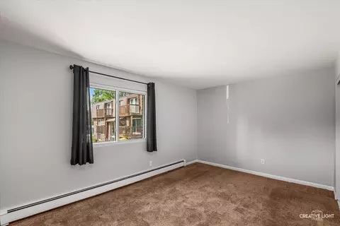 Bedroom - 19330 Wolf Rd #6, Mokena, IL 60448 photo 1 of 3