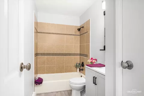 Bath - 19330 Wolf Rd #6, Mokena, IL 60448 photo 2 of 2