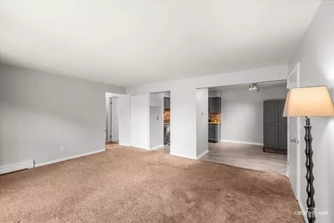 Living - 19330 Wolf Rd #6, Mokena, IL 60448 photo 2 of 4