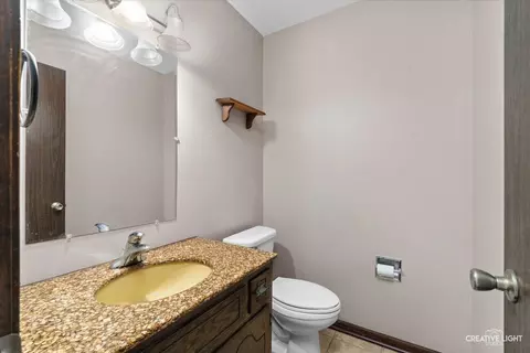 Bath - 45 S Linden Dr, Plano, IL 60545 photo 1 of 3