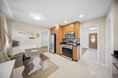 Kitchen - 8157 N Root Ct, Niles, IL 60714 photo 1 of 3