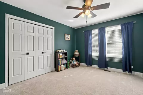 Bedroom - 1200 Prairie Dr, Algonquin, IL 60102 photo 4 of 4