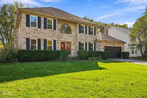 Exterior - 1200 Prairie Dr, Algonquin, IL 60102 photo 10 of 11