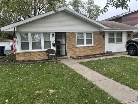 3137 Phillips Ave, Steger, IL 60475 photo 2