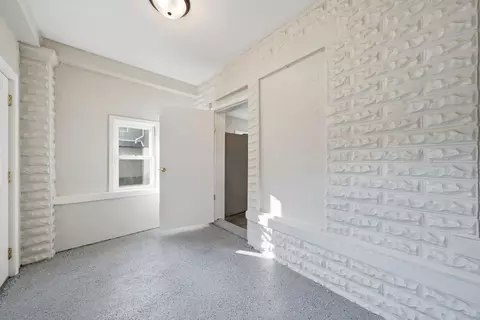 Entry Way - 602 Whitley Ave, Joliet, IL 60433 photo 1 of 4