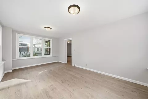 Living - 602 Whitley Ave, Joliet, IL 60433 photo 1 of 8