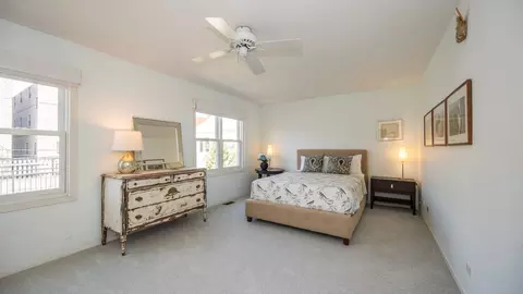 Bedroom - 900 S Morgan St, Chicago, IL 60607 photo 5 of 8