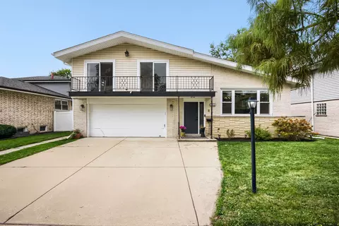 10932 S Kilbourn Ave, Oak Lawn, IL 60453
