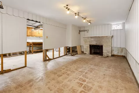 Other - 469 Uvedale Rd, Riverside, IL 60546 photo 2 of 7
