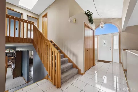 Entry Way - 10708 Willow Ave, Mokena, IL 60448 photo 4 of 4