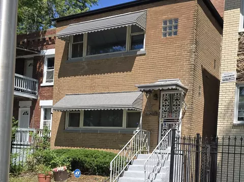 4854 W Thomas St, Chicago, IL 60651
