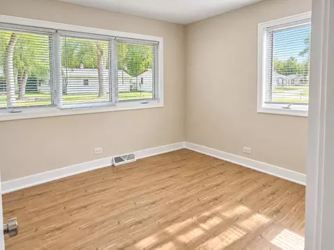 Bedroom - 15408 Birch Rd, Markham, IL 60428 photo 1 of 3
