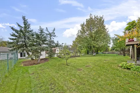 Exterior - 4175 Crimson Dr, Hoffman Estates, IL 60192 photo 3 of 7