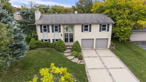 View/Area - 4175 Crimson Dr, Hoffman Estates, IL 60192 photo 6 of 6