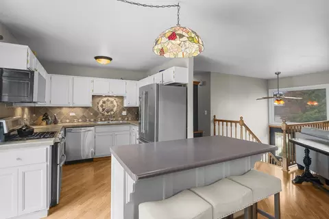 Kitchen - 4175 Crimson Dr, Hoffman Estates, IL 60192 photo 1 of 4