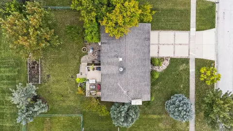 View/Area - 4175 Crimson Dr, Hoffman Estates, IL 60192 photo 5 of 6