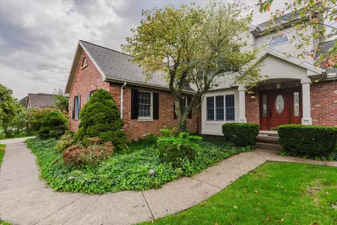 Exterior - 307 Northridge Cc Ests, Normal, IL 61761 photo 3 of 10
