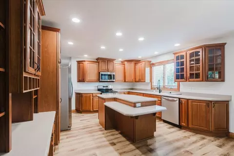 Kitchen - 307 Northridge Cc Ests, Normal, IL 61761 photo 2 of 4