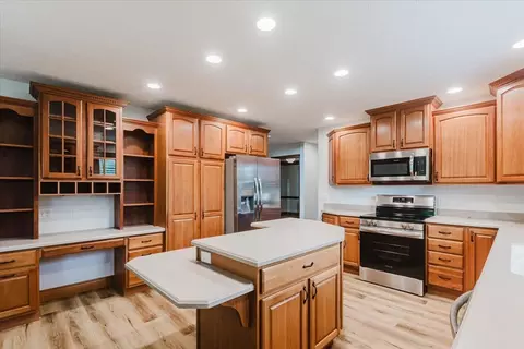 Kitchen - 307 Northridge Cc Ests, Normal, IL 61761 photo 4 of 4