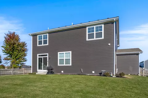 Exterior - 726 Slate Run, Elgin, IL 60124 photo 4 of 5