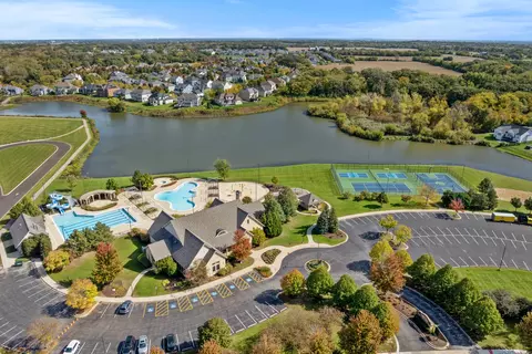 View/Area - 726 Slate Run, Elgin, IL 60124 photo 1 of 6