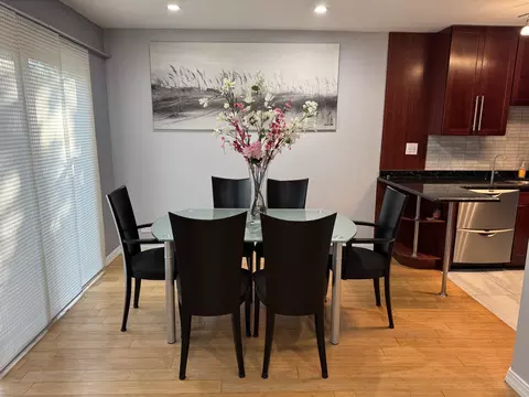 Dining - 447 Buckeye Dr, Wheeling, IL 60090 photo 1 of 1