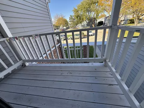 Exterior - 447 Buckeye Dr, Wheeling, IL 60090 photo 5 of 6