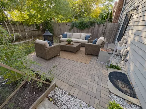 Exterior - 447 Buckeye Dr, Wheeling, IL 60090 photo 6 of 6