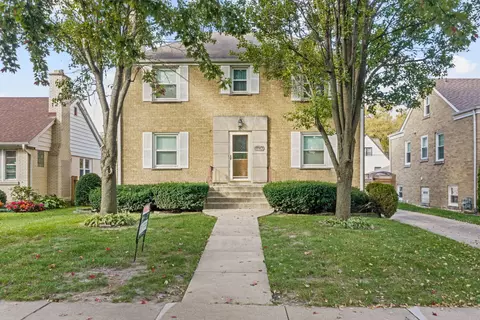 840 S Ashland Ave, La Grange, IL 60525