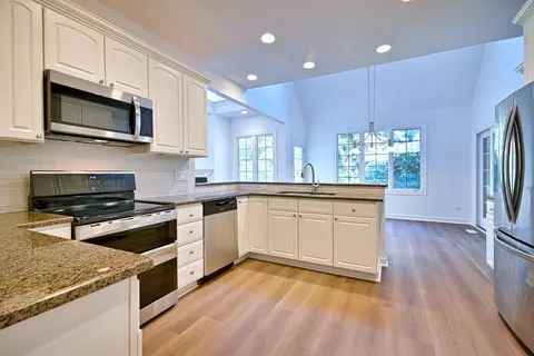 Kitchen - 13635 Sharp Dr, Plainfield, IL 60544 photo 1 of 3