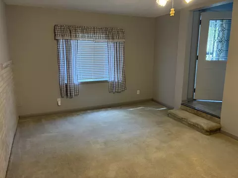 Living - 2540 32nd St, Moline, IL 61265 photo 2 of 3