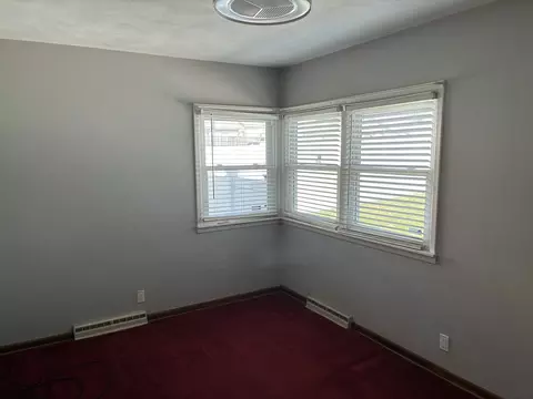 Bedroom - 2540 32nd St, Moline, IL 61265 photo 1 of 2