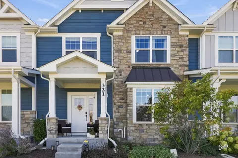 321 Didier Ct, Buffalo Grove, IL 60089