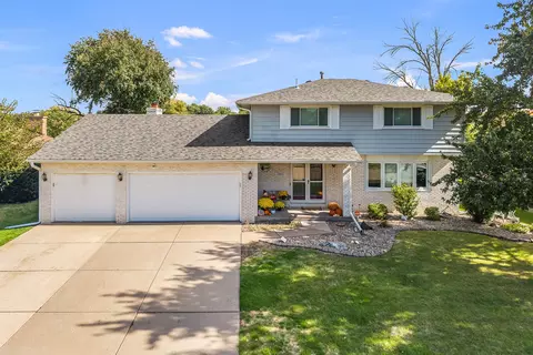 3105 Kelling St, Davenport, IA 52804