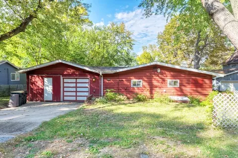 9237 Van Emmon Rd, Yorkville, IL 60560