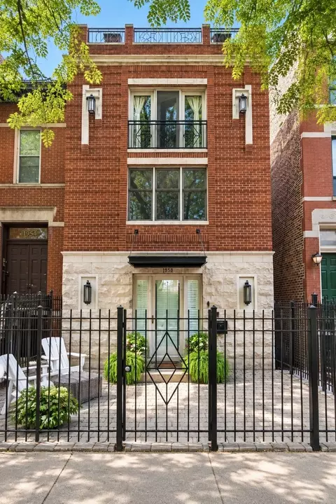 1958 N Bissell St, Chicago, IL 60614