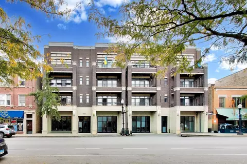 5055 N Clark St #3S, Chicago, IL 60640