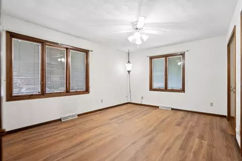 Living - 3712 16th Ave, Moline, IL 61265 photo 7 of 8