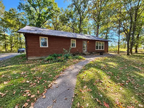 1698 Dornbush Rd, Brookport, IL 62910