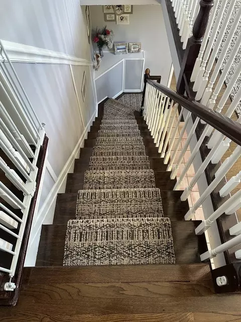 Entry Way - 836 S Spring Rd, Elmhurst, IL 60126 photo 1 of 4