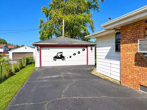 Exterior - 1848 W 167th St, Markham, IL 60428 photo 3 of 3