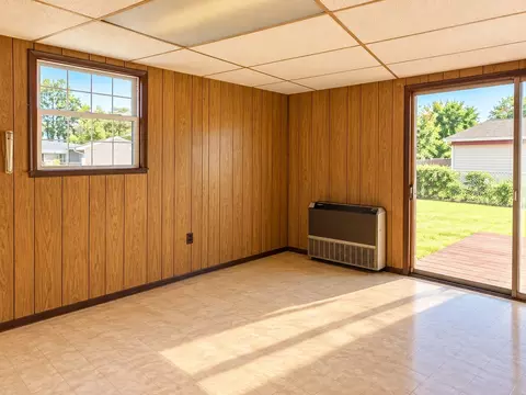 Living - 1848 W 167th St, Markham, IL 60428 photo 5 of 5