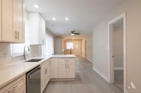 Entry Way - 16973 Jodave Ave, Hazel Crest, IL 60429 photo 4 of 4