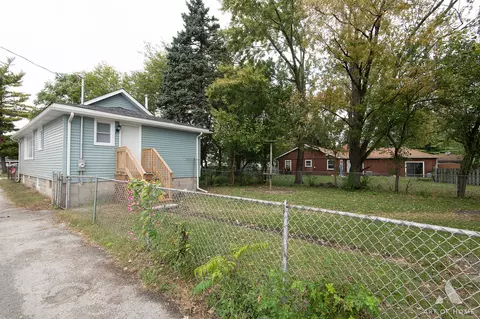 Exterior - 16973 Jodave Ave, Hazel Crest, IL 60429 photo 4 of 8