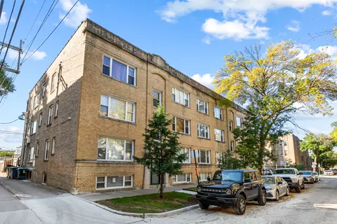 2319 W Rosemont Ave #G, Chicago, IL 60645