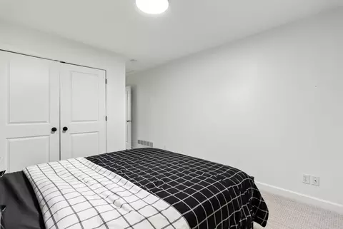 Bedroom - Undisclosed, Eldridge, IA 52748 photo 4 of 6