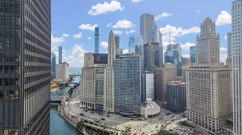 View/Area - Undisclosed, Chicago, IL 60610 photo 2 of 5