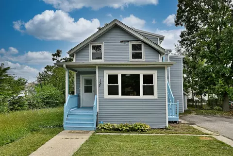123 S 12th Ave, Maywood, IL 60153