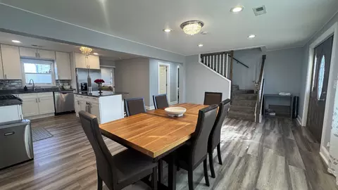 Dining - 7700 W 83rd St, Bridgeview, IL 60455 photo 1 of 2